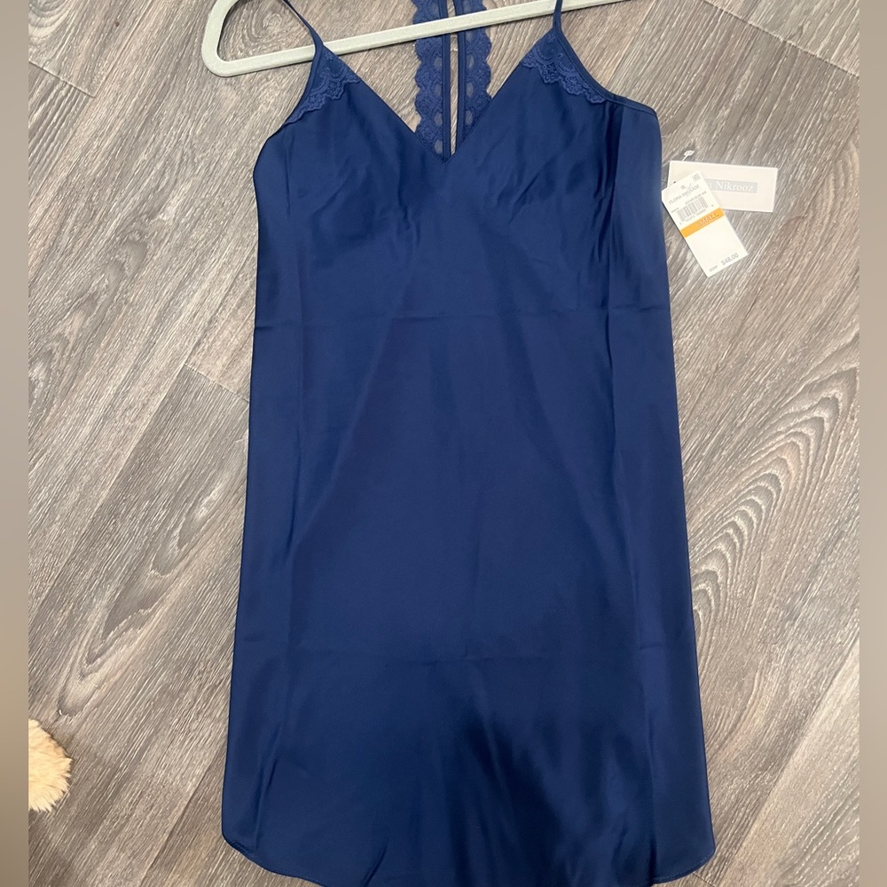 Natori chemise small NWT